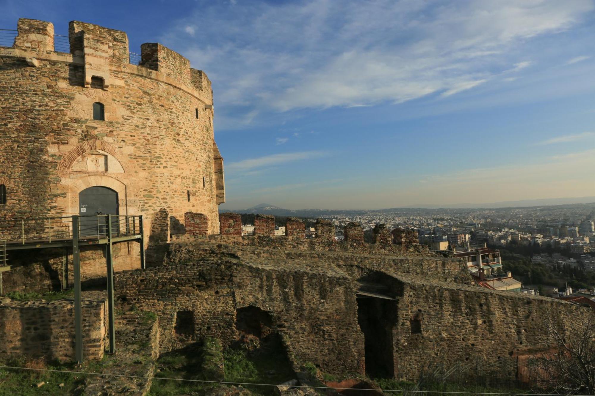 شقة Beyond The Castle سالونيك المظهر الخارجي الصورة